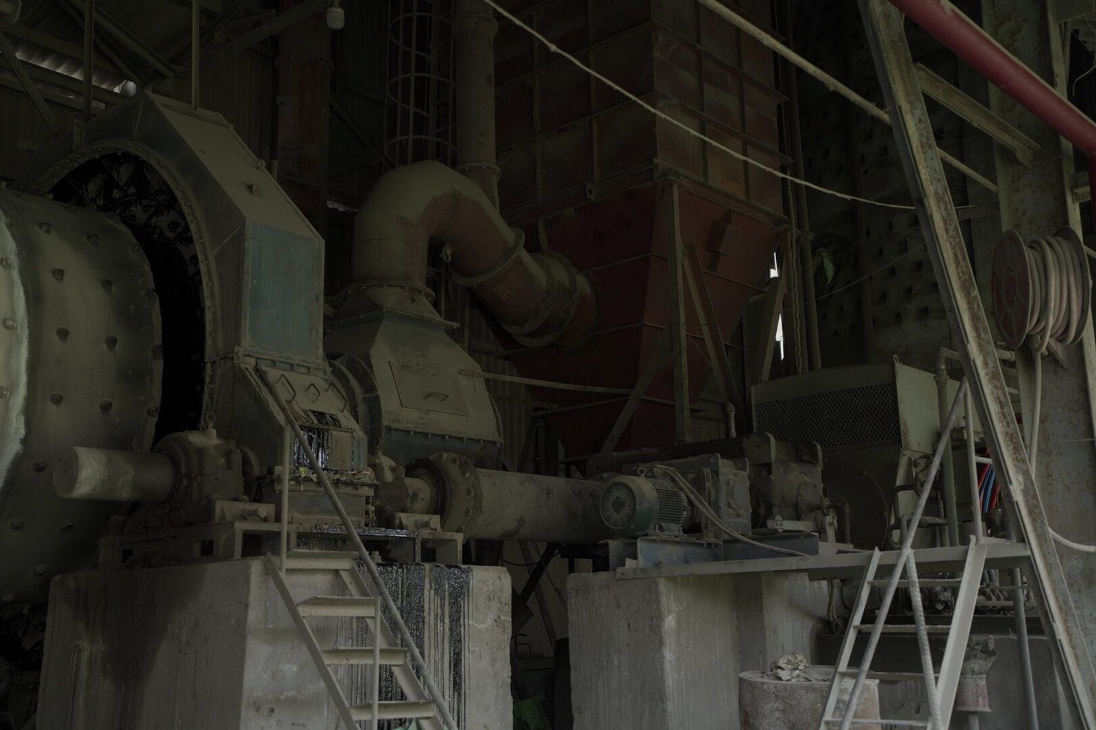 Mill Discharge Hood & Dynamic Air Separator Ducting